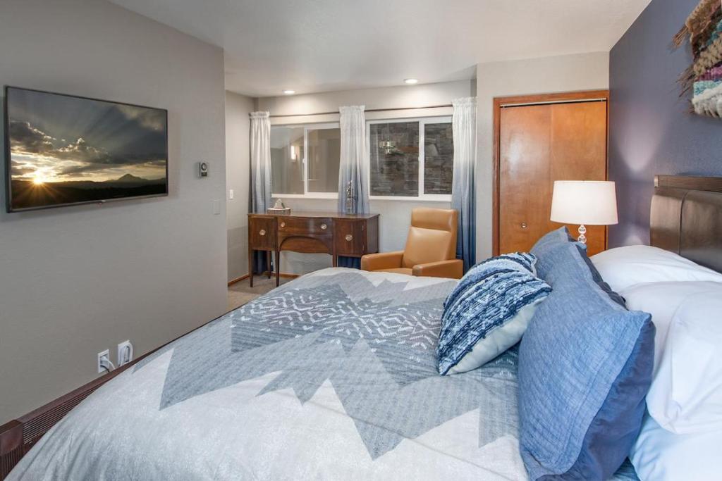 High Street Retreat - image 3