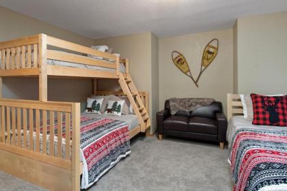 High Street Retreat - image 5