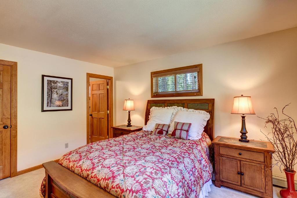 Snowed Inn Breckenridge - image 3