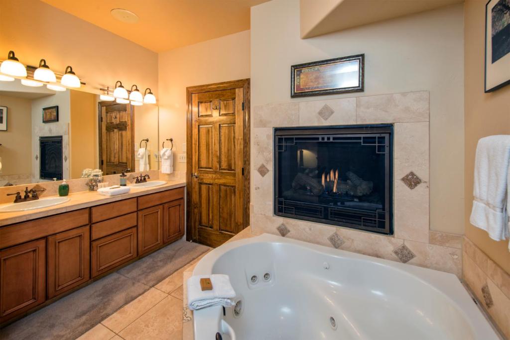 Viking Vista Retreat - image 5