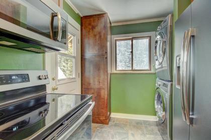 Lazy Dog Lodge Home - image 2