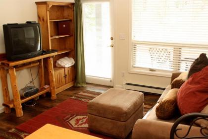 Pinecreek #I - 1 BR - Close to Town - Shuttle to Slopes - Pool and Hot Tub Access - image 5