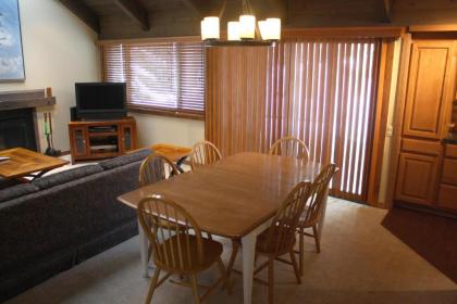 Mill Run #12 - 4 bedroom / 3 bath - Beautiful Remodel - Shuttle to Town - image 4