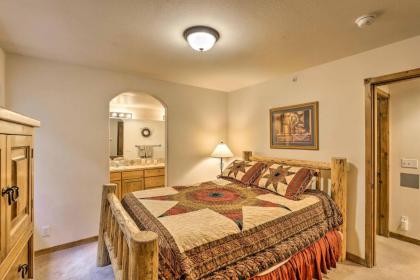 Luxury Condo with Hot Tub Easy Access to Ski Lifts! - image 3