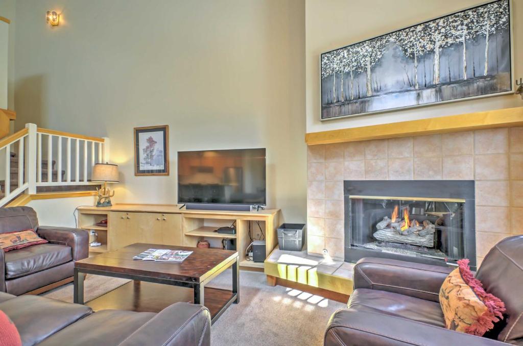 Chimney Ridge Townhome with Hot Tub Walk to Lifts - image 5