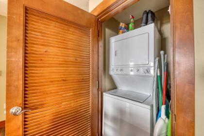 Luxury Ski Hill Condos - image 10