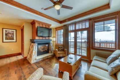 Luxury Ski Hill Condos - image 14