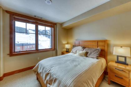 Luxury Ski Hill Condos - image 16