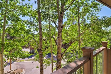 Modern Breck Ski Getaway Deck Pool and Spa Access - image 10