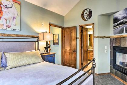 Breck Condo with Shared Hot Tub Walk to Slopes! - image 12
