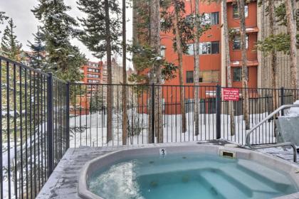 Breck Condo with Shared Hot Tub Walk to Slopes! - image 15