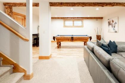 Breckenridge Copper Mountain Getaway Sleeps 14 - image 10