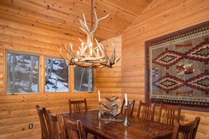 Aspen Meadow Lodge - image 10