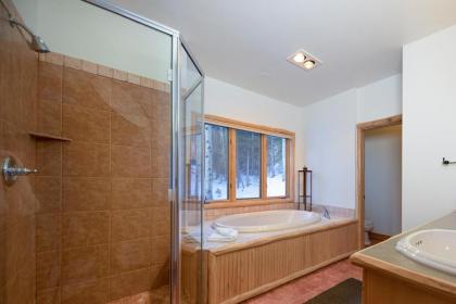 Aspen Meadow Lodge - image 14
