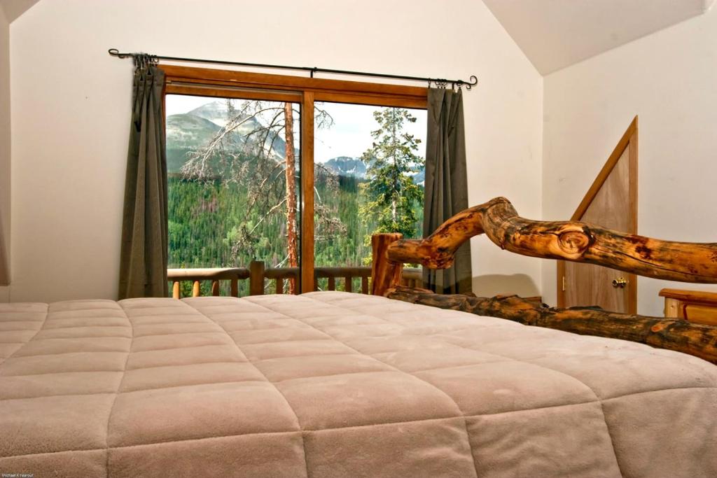 Hideaway Cabin - image 7
