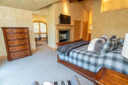 Ravenstone Home Riverfront Luxury - image 14
