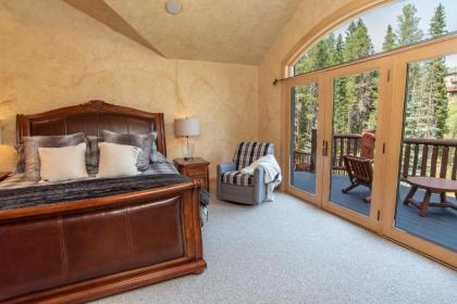Ravenstone Home Riverfront Luxury - image 16
