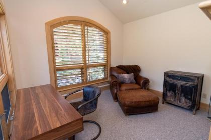 Ravenstone Home Riverfront Luxury - image 17