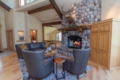 Ravenstone Home Riverfront Luxury - image 18