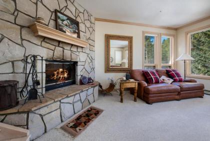 Happy Trails Lodge - image 12