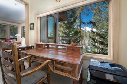 Happy Trails Lodge - image 15