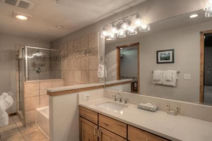 Los Pinos Columbine Condo Nice Updates Stroll to Lift - image 18