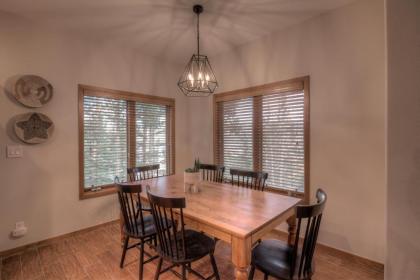 Los Pinos Columbine Condo Nice Updates Stroll to Lift - image 8
