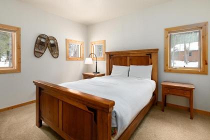 Spring Haven Home Gorgeous Dog Friendly - image 14