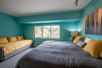 Cedars 38 Townhome Ski In Ski Out - image 17