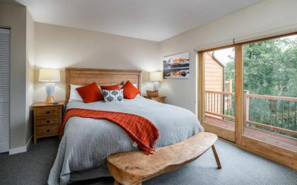 Cedars 38 Townhome Ski In Ski Out - image 9