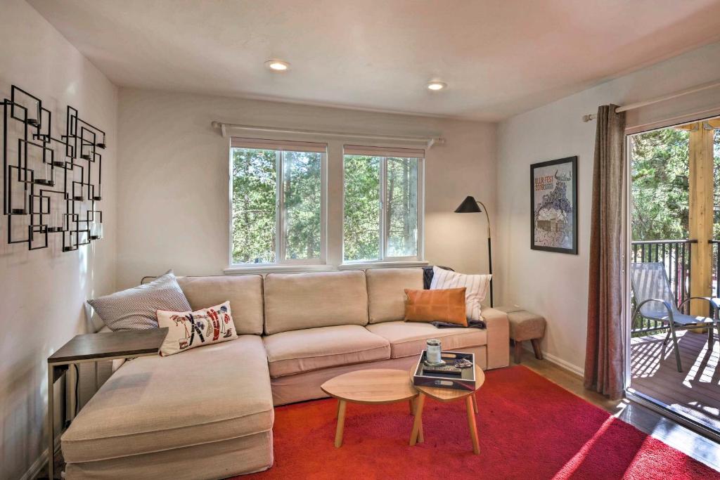 Updated Cozy Condo 5 Min to Breck Ski Resort - main image