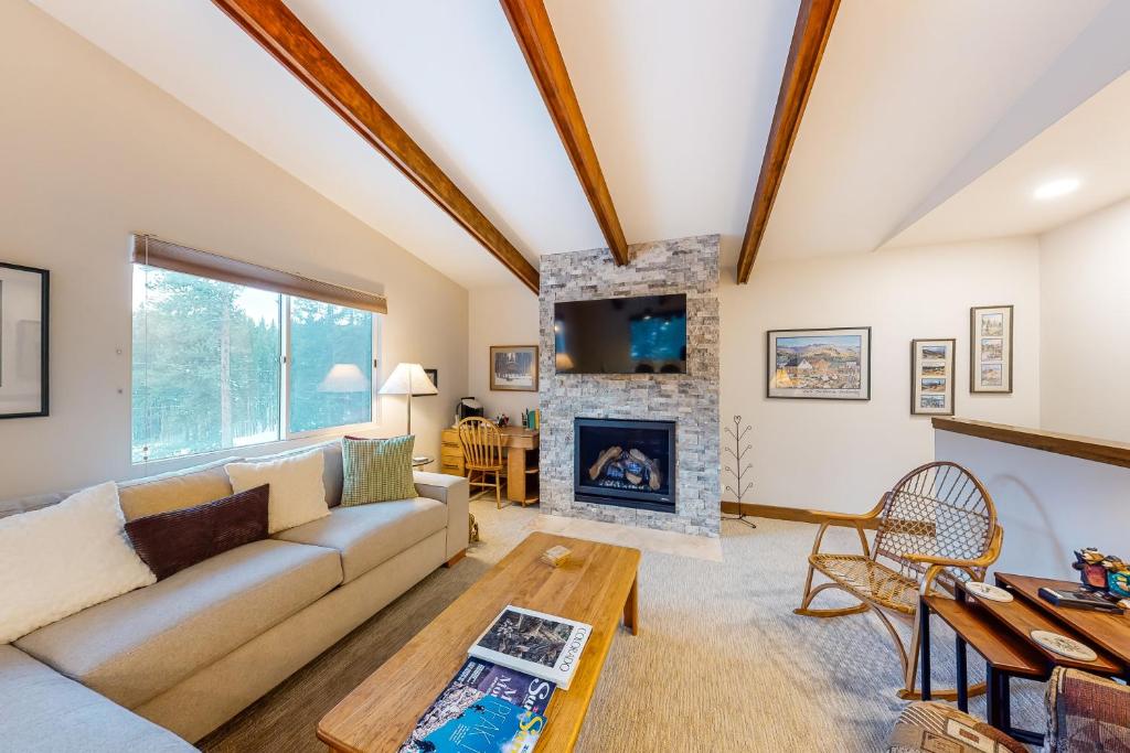 Breckenridge Hideaway - main image