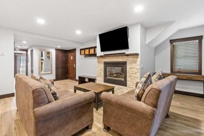 Cozy 2 BDR Walk to Main St and Ski Lifts  Slopes Breckenridge