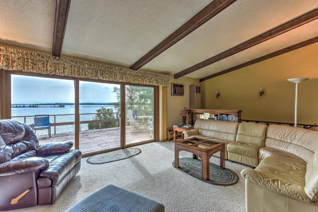 Breezy Point Family House with Dock on Pelican Lake! - image 7
