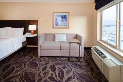 Hampton Inn & Suites Bremerton - image 20