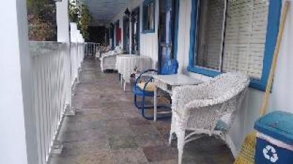 The Inn At Brevard - Bed And Breakfast - Adult Only - image 4