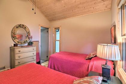 Secluded Pisgah Natl Forest Retreat with Views - image 17