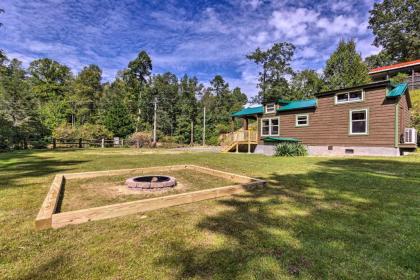 Brevard Cabin Tiny Living Near Big Adventure - image 10