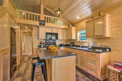 Brevard Cabin Tiny Living Near Big Adventure - image 12