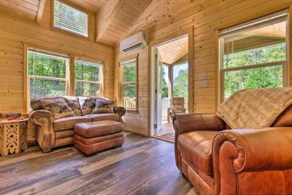 Brevard Cabin Tiny Living Near Big Adventure - image 15