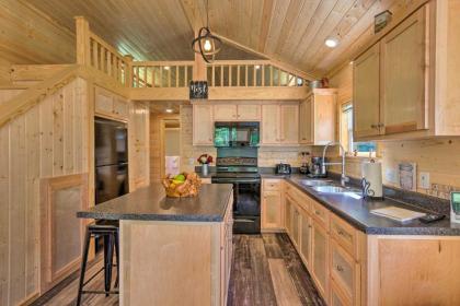 Brevard Cabin Tiny Living Near Big Adventure - image 16