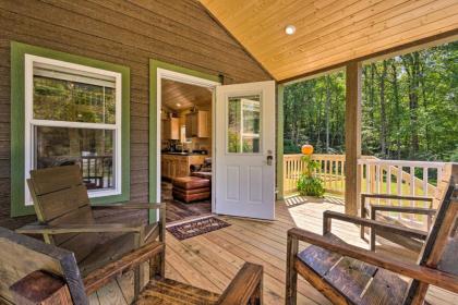 Brevard Cabin Tiny Living Near Big Adventure - image 18