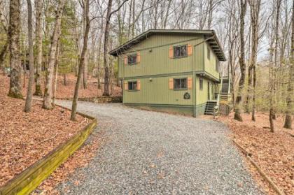 Brevard Cabin with Game Room and Resort Amenities - image 4