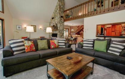 The Oak Lake House on Wanteska - image 10