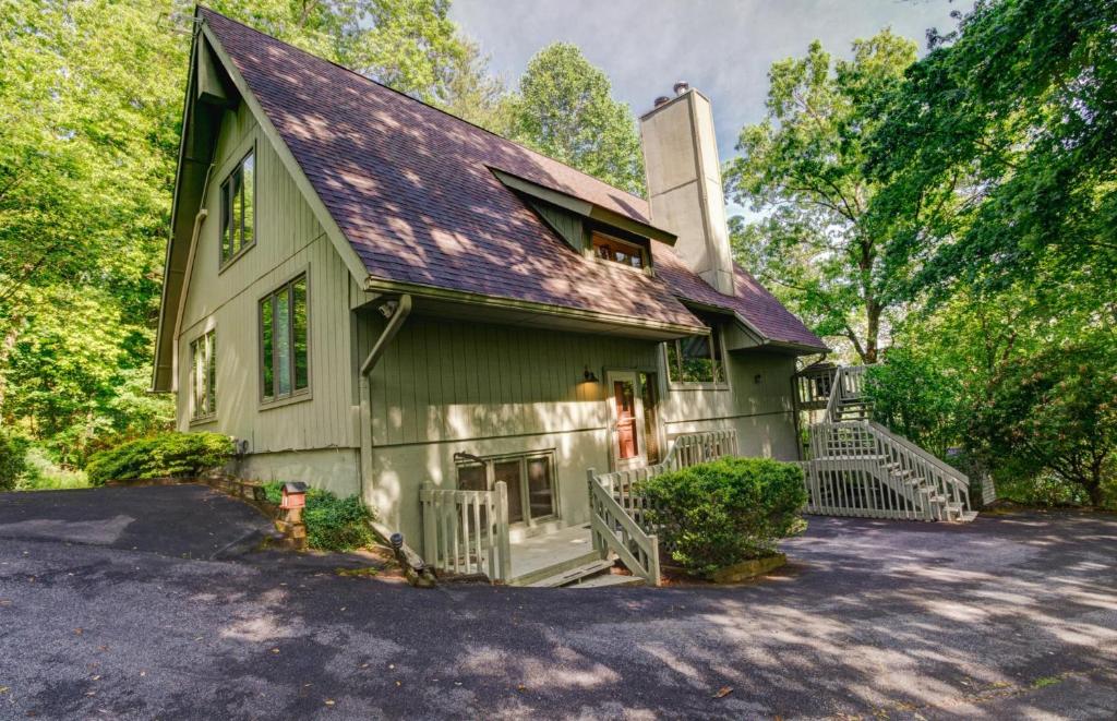 The Oak Lake House on Wanteska - image 4