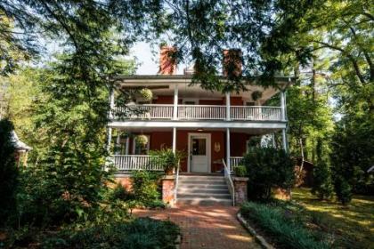 The Red House Inn