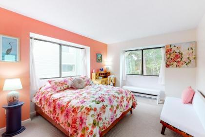 Ocean Mandevilla - image 6