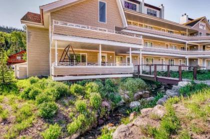Kristi Condominiums - image 3