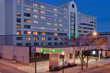 Holiday Inn Bridgeport-Trumbull-Fairfield an IHG Hotel