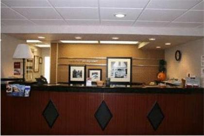 Hampton Inn Bridgeport/Clarksburg - image 8